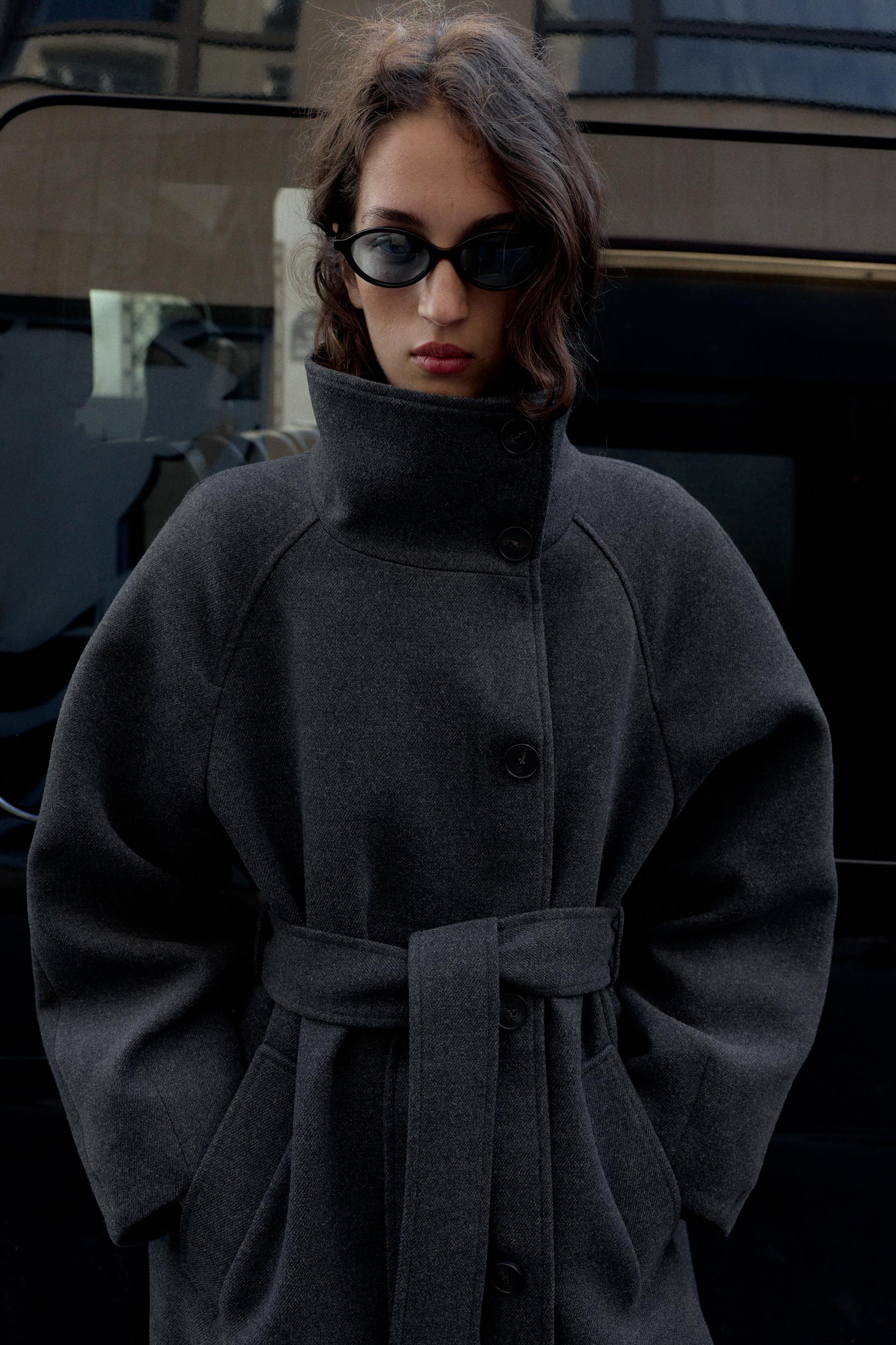 SOFT HIGH-NECK BELTED COAT