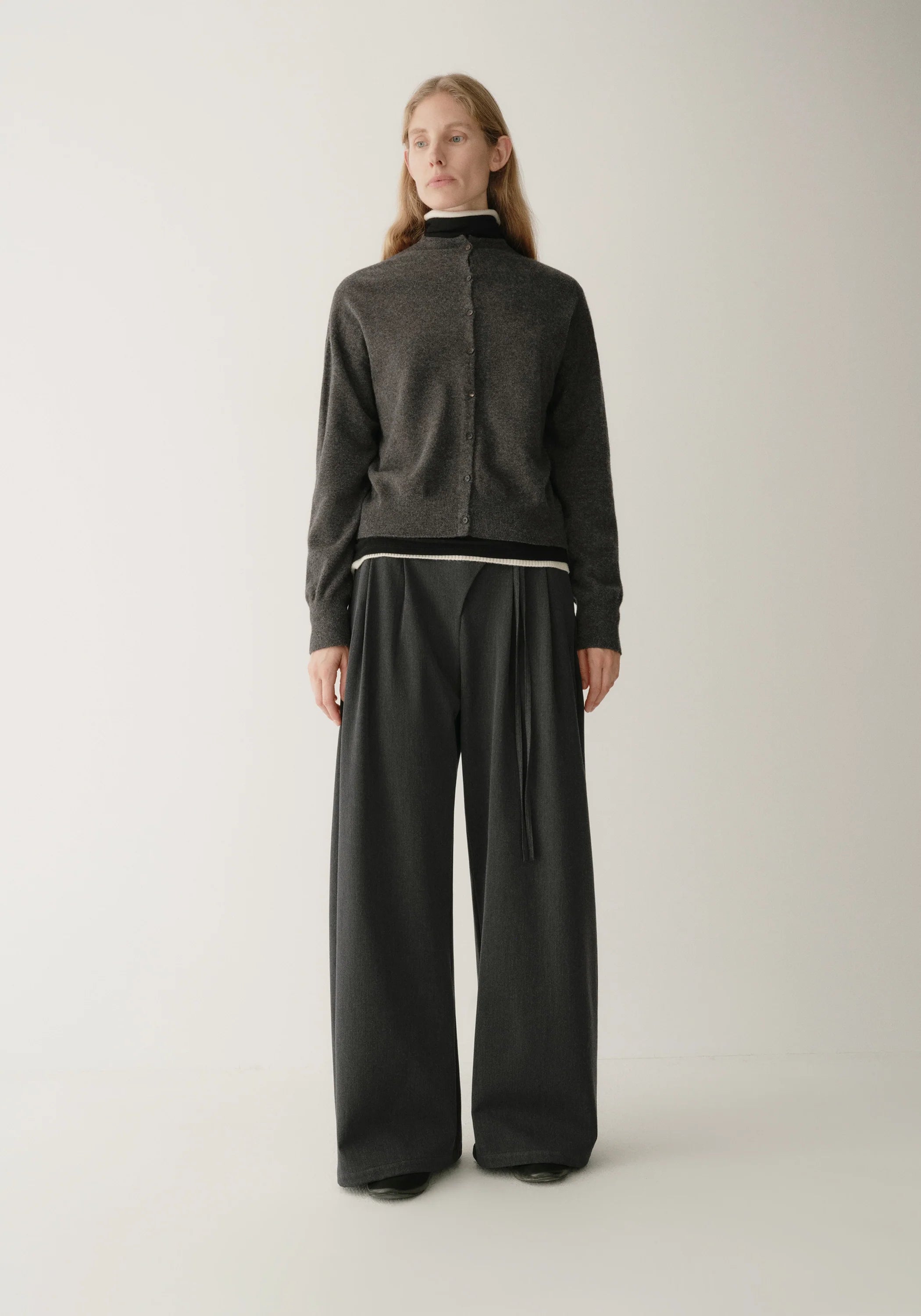 Asymmetric Wide-leg Pants – Black Ash