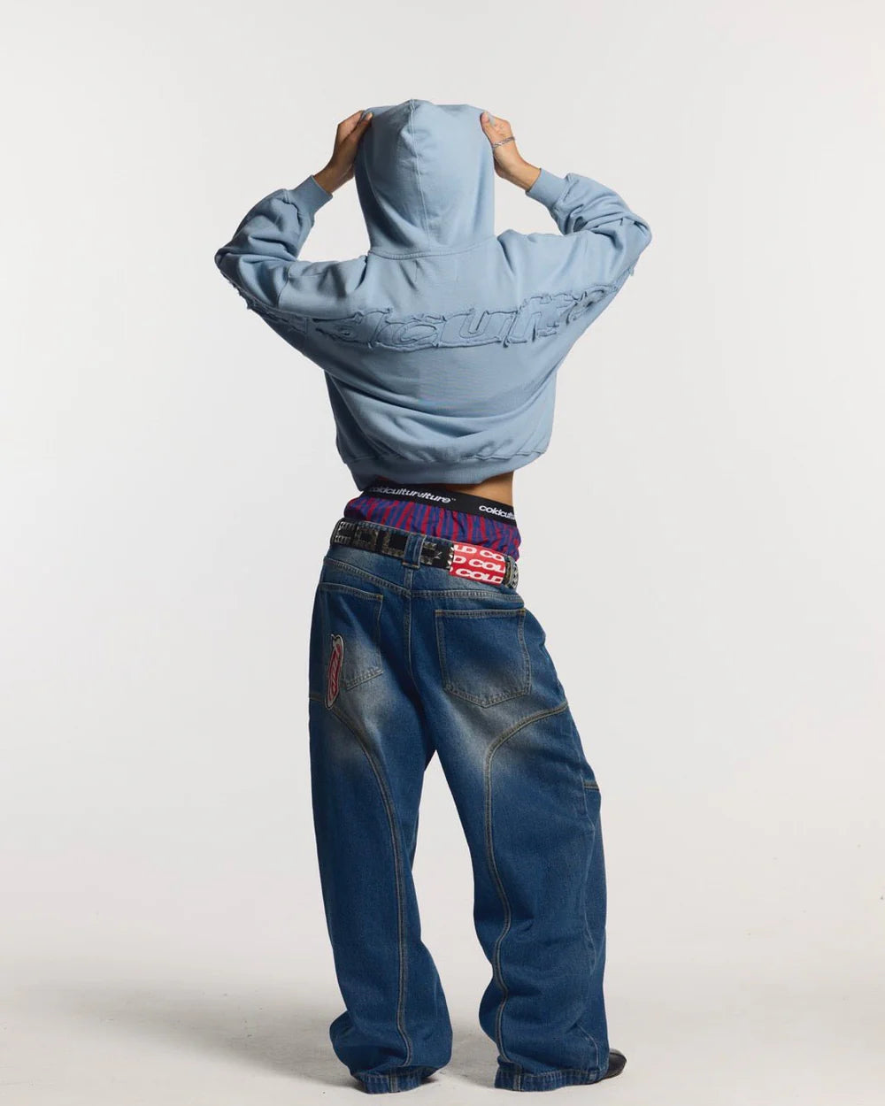 DISTRESS CURVED HOODIE