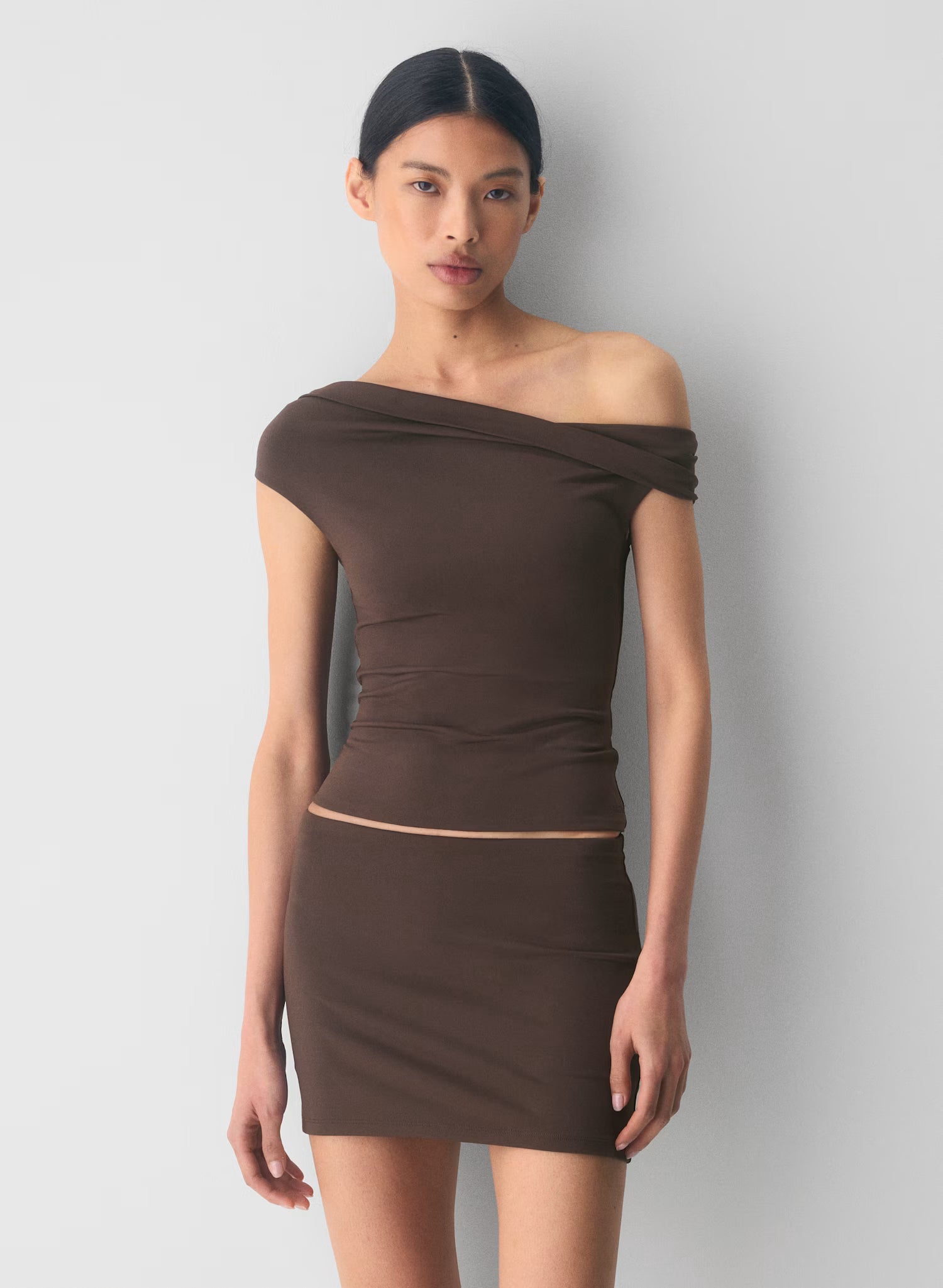 Aritzia Original Contour Ravish Top & Request Micro Tube Skort Set