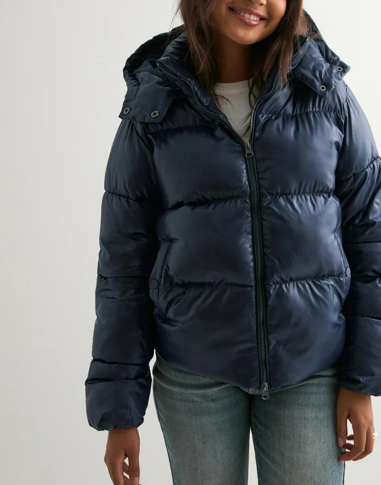 NELLY Everyday Puffer Jacket (semi shiny)